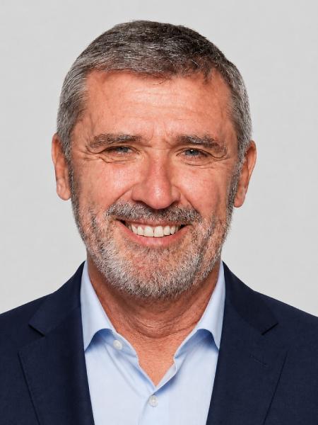 Профилна снимка на Емилио Ларас
