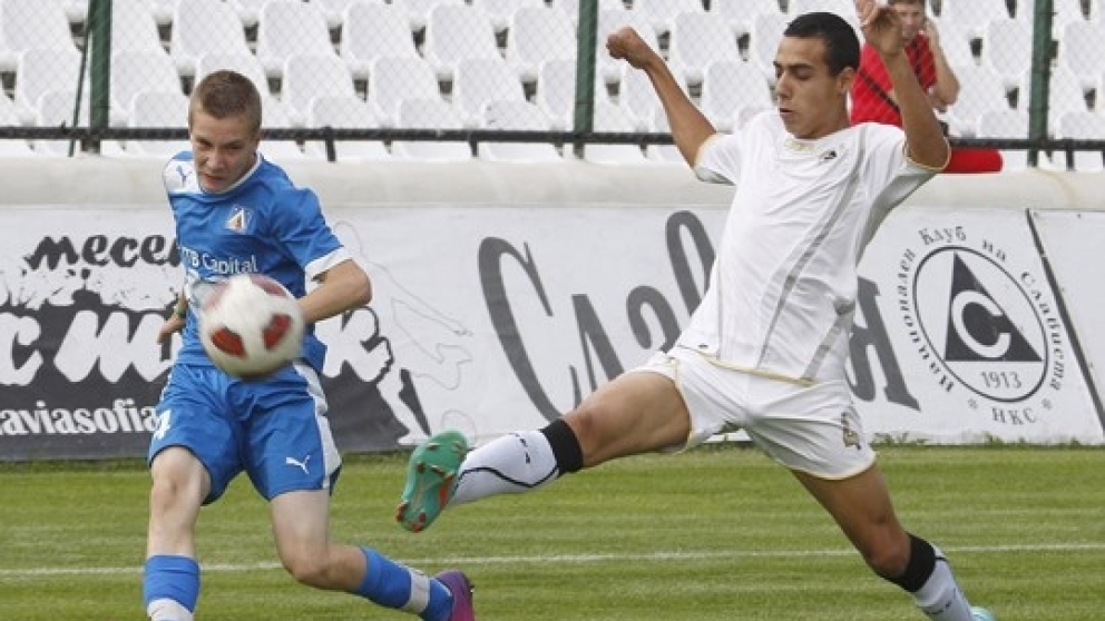 Левски и Славия завършиха 0:0 при децата