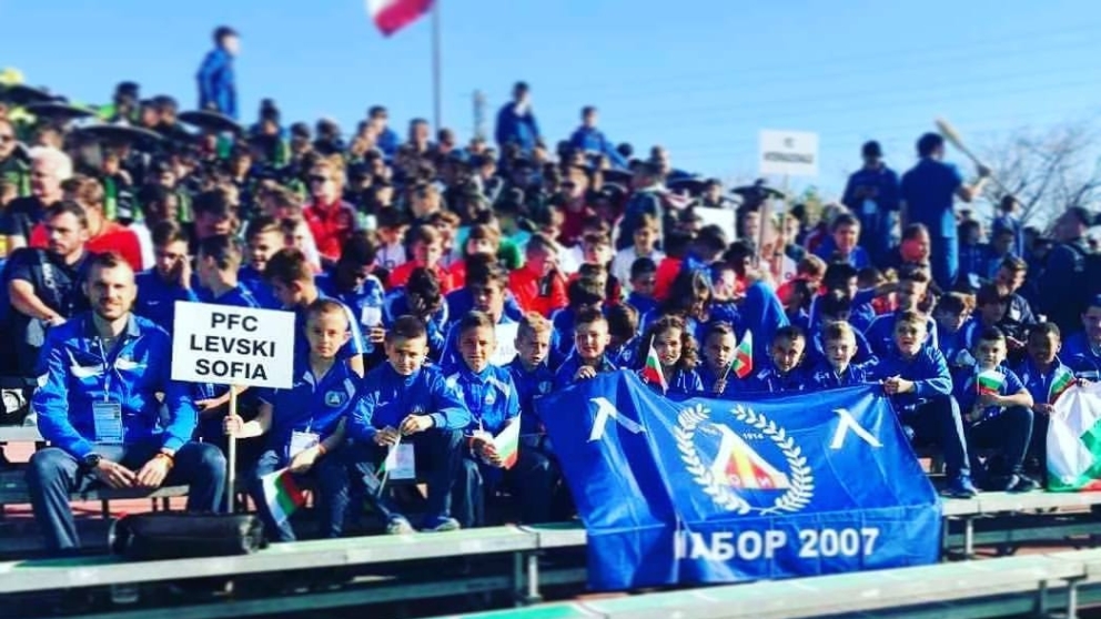 ЛЕВСКИ на финал на Mondialito 2017