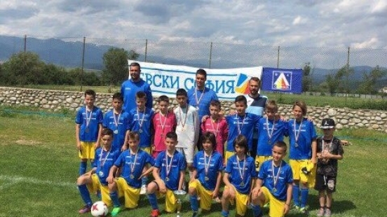ЛЕВСКИ триумфира на турнира „Млади надежди“